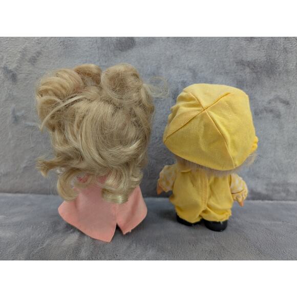 2 Precious Moments dolls Boy & Girl 1990 5" tall vintage 90's - Picture 2 of 9